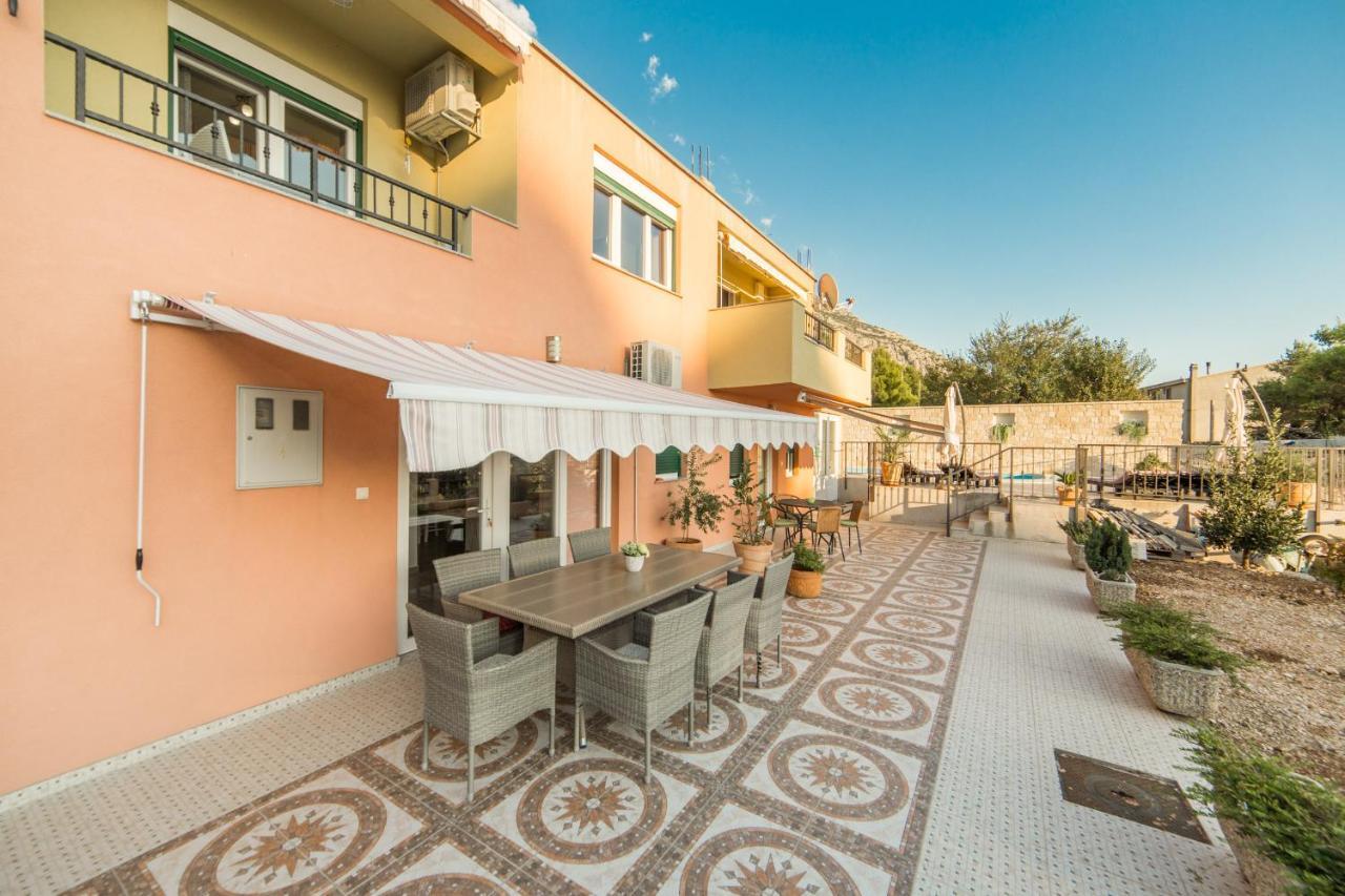 Apartments Masa Veliko Brdo  ภายนอก รูปภาพ